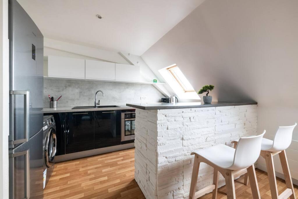 Apartmán La Belle Echappee Parisienne - Gare - Hyper Centre Les Mureaux Exteriér fotografie